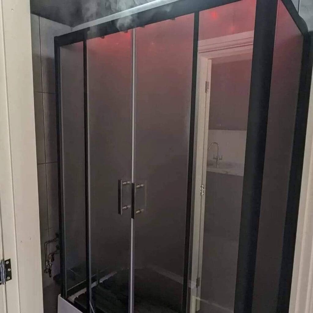 The aromatherapy steam cabin for 2 is complimentary with all stays with us. Steam therapy, mood LED lighting and music therapy add to the romantic and relaxing feel of this cabin to 2.